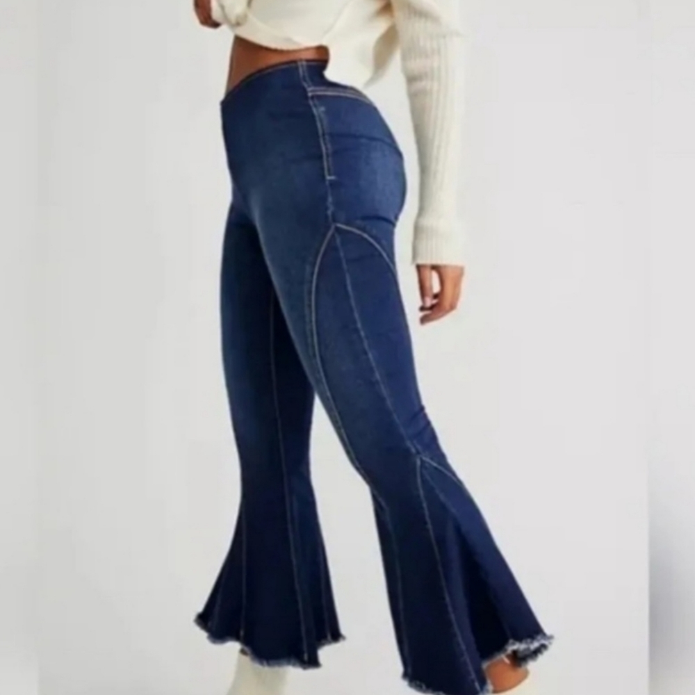 Free People Crvy Last Dance Low Rise Flare Hippie Boho Festival Jeans Size 29
